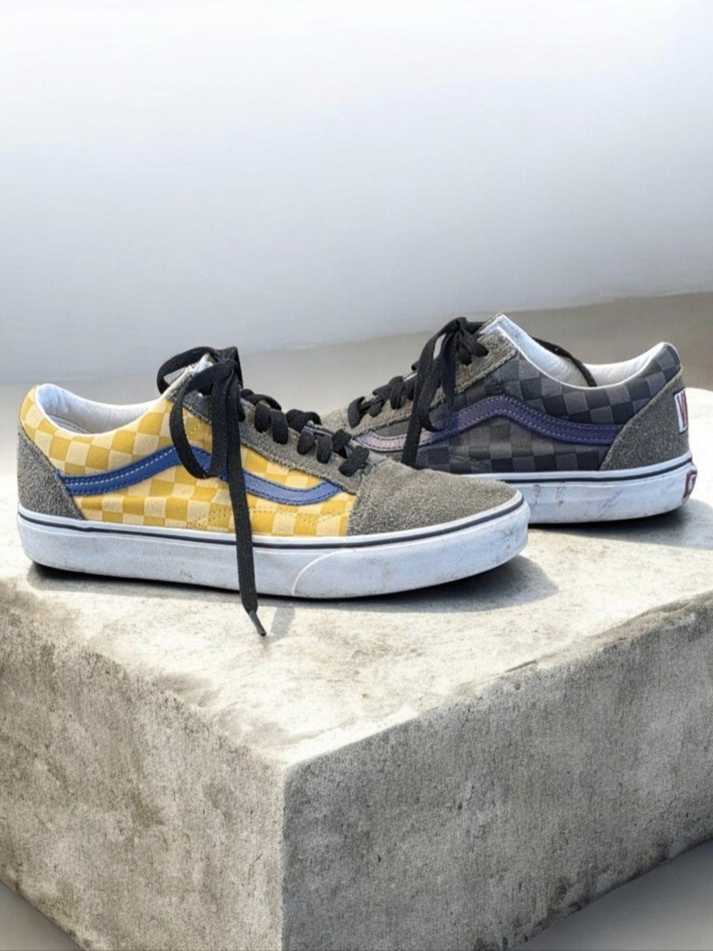 VANS Old Skool Men Low Top Lace-Up Sneaker Canvas Upper Rubber Outsole Check
